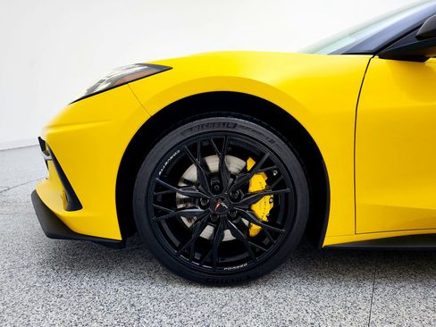 Used 2025 Chevrolet Corvette Stingray Premium Conv w/ Z51 Performance Package image 27