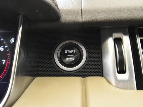 Used 2018 Land Rover Range Rover Long Wheelbase Supercharged image 26