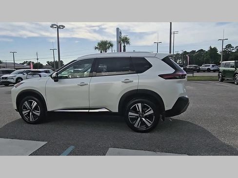 Used 2023 Nissan Rogue SL w/ SL Premium Package FWD image 29