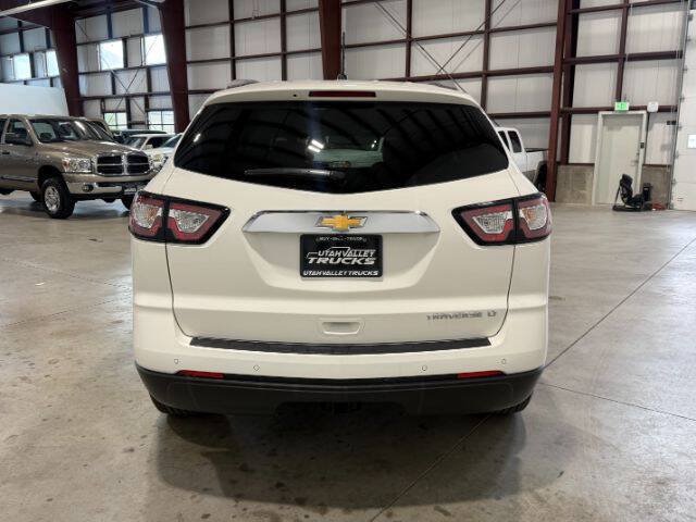 Used 2013 Chevrolet Traverse LT FWD image 9