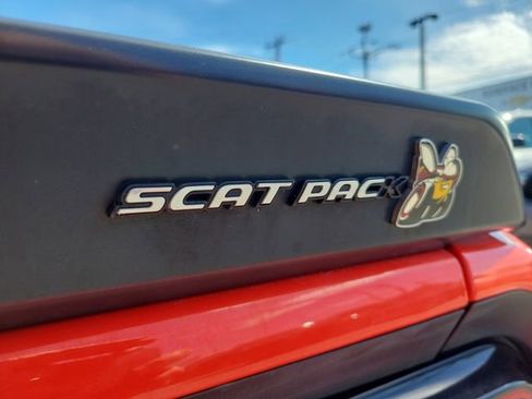 Used 2021 Dodge Challenger R/T Scat Pack RWD image 12