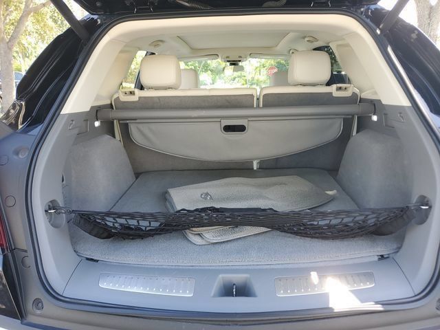 Used 2021 Cadillac XT5 Premium Luxury w/ LPO, Premium Carpet Package FWD image 27