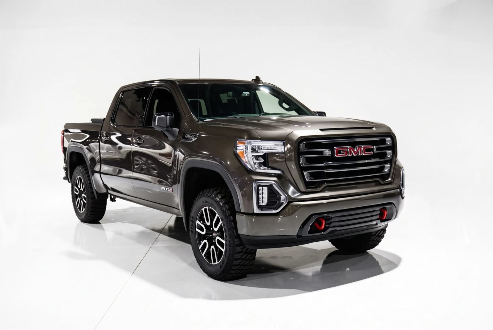 Used 2019 GMC Sierra 1500 AT4 AWD/4WD image 1