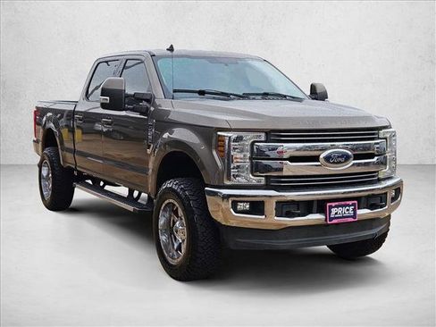 Used 2019 Ford F250 Lariat image 3