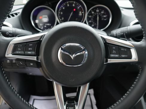 Used 2023 MAZDA MX-5 Miata Grand Touring RWD image 21