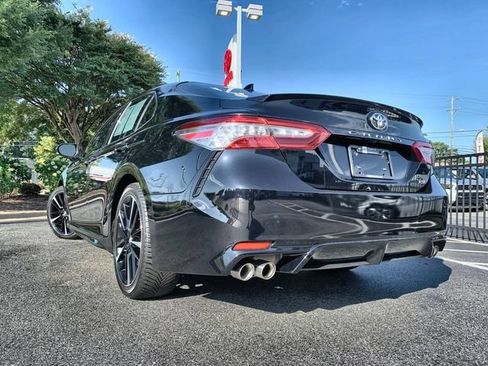 Used 2019 Toyota Camry XSE FWD image 6