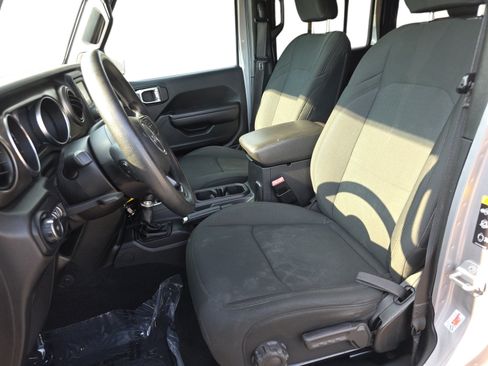 Used 2021 Jeep Wrangler Unlimited Sport AWD/4WD image 11
