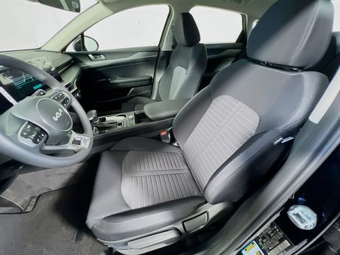 New 2026 Kia K5 LXS FWD image 17