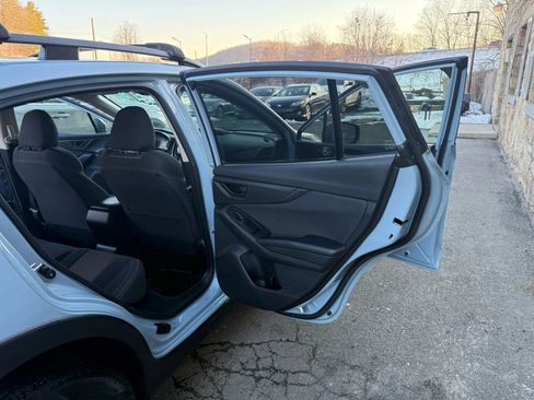 Used 2018 Subaru Crosstrek 2.0i Premium image 16