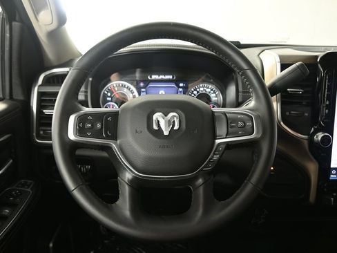 Used 2024 RAM 2500 Laramie AWD/4WD image 35