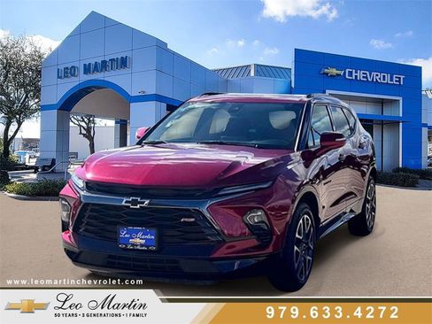 Used 2025 Chevrolet Blazer RS image 1