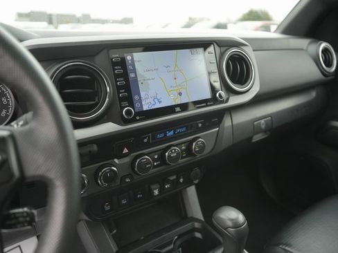 Used 2021 Toyota Tacoma TRD Off-Road image 26