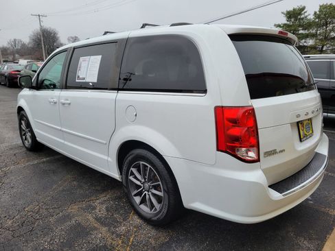 Used 2017 Dodge Grand Caravan SXT image 20