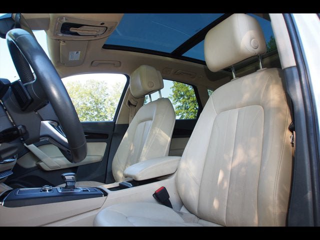 Used 2018 Audi Q5 2.0T Premium Plus w/ Premium Plus Package AWD/4WD image 18
