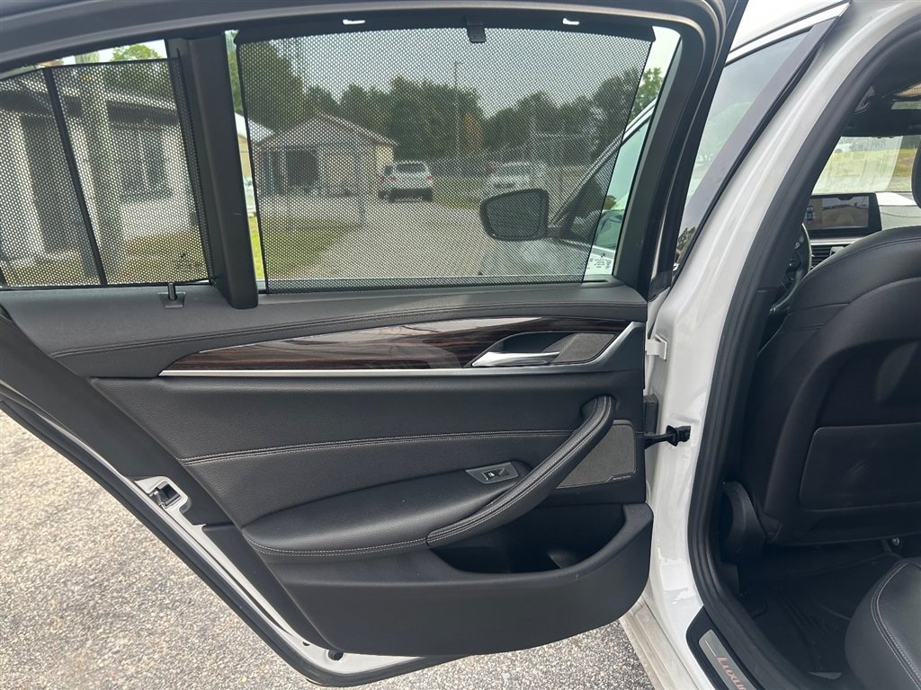 Used 2017 BMW 530i RWD image 24