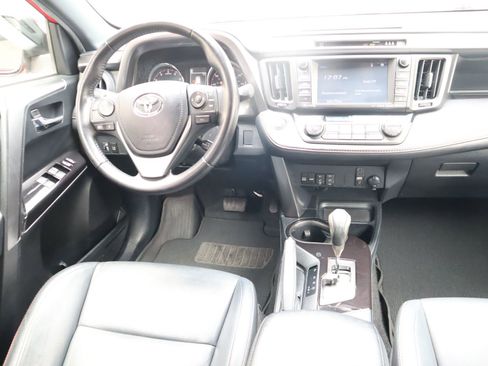 Used 2017 Toyota RAV4 SE w/ Advanced Technology Package image 30