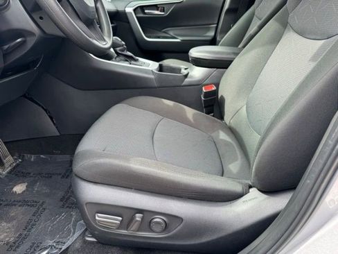 Certified 2025 Toyota RAV4 XLE AWD/4WD image 6