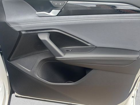 New 2026 Volkswagen Tiguan SE AWD/4WD image 10