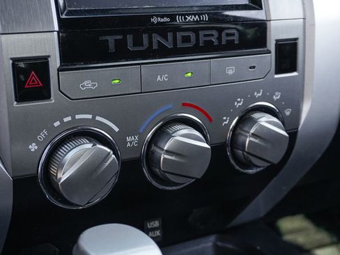 Used 2017 Toyota Tundra SR5 w/ SR5 Upgrade Package image 27