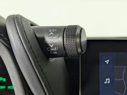 Used 2024 Lexus LC 500 Convertible image 34