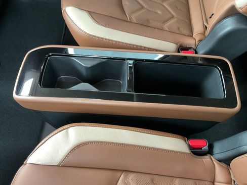 New 2026 Nissan Pathfinder Platinum image 20