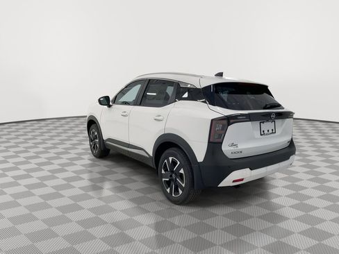 Certified 2026 Nissan Kicks SV w/ Cold Weather Package AWD/4WD image 8