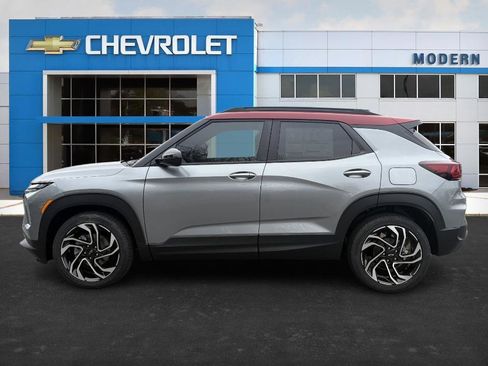 New 2026 Chevrolet TrailBlazer RS w/ Driver Confidence Package image 2