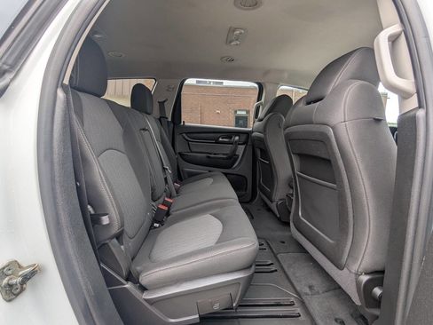 Used 2017 Chevrolet Traverse LT w/ Style and Technology Package AWD/4WD image 15
