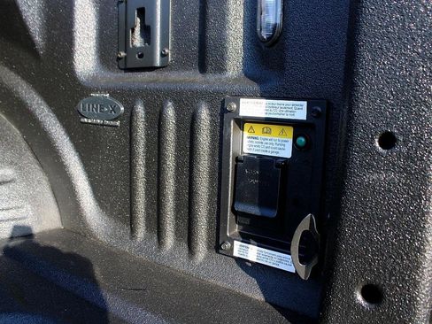 Used 2023 Ford F250 Limited w/ FX4 Off-Road Package image 37