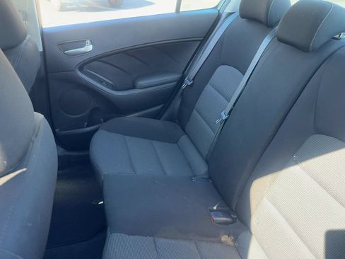 Used 2017 Kia Forte LX FWD image 12