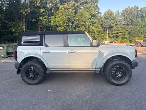 Used 2022 Ford Bronco Outer Banks AWD/4WD image 6