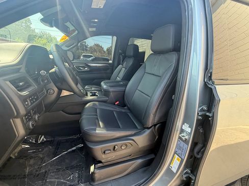 Used 2023 Chevrolet Tahoe RST w/ Luxury Package AWD/4WD image 20