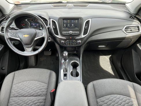 Used 2019 Chevrolet Equinox LT AWD/4WD image 2