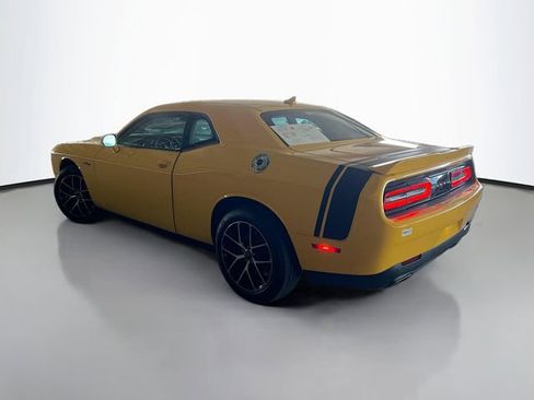 Used 2018 Dodge Challenger GT w/ GT Interior Package image 5