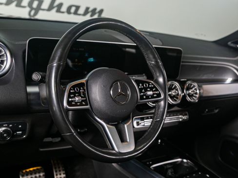 Used 2021 Mercedes-Benz GLB 250 image 6