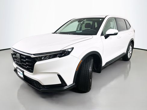 Used 2025 Honda CR-V EX image 3