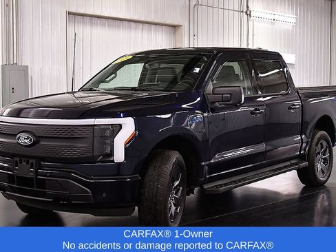 Used 2025 Ford F150 Lightning Flash image 3