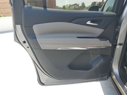 New 2026 Chevrolet Traverse LT FWD image 17