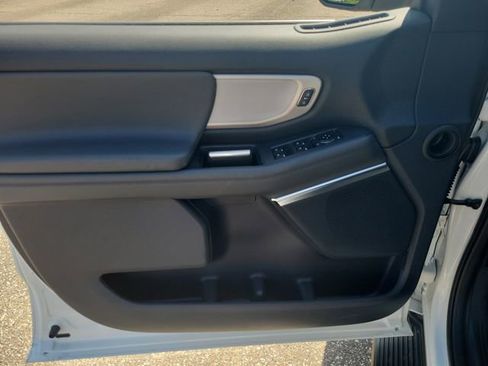 New 2026 Ford Expedition Active RWD image 12