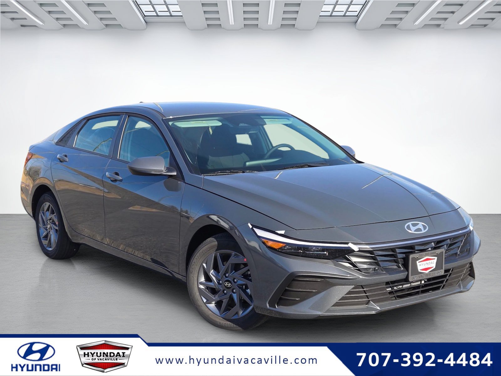 New 2026 Hyundai Elantra Hybrid FWD image 1