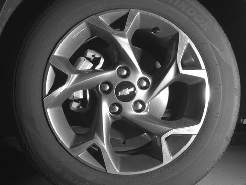 Used 2025 Chevrolet Trax LT FWD image 12