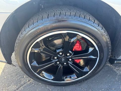 Used 2024 Ford Expedition Limited RWD image 9