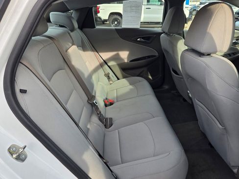 Used 2022 Chevrolet Malibu LT image 10