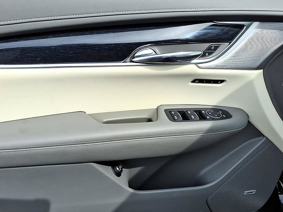 Used 2024 Cadillac XT6 Premium Luxury w/ LPO, Floor Liner Package AWD/4WD image 11