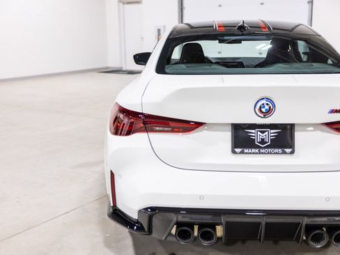 Used 2023 BMW M4 CSL image 15