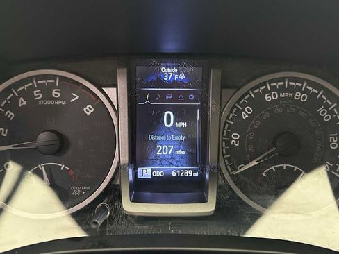 Certified 2019 Toyota Tacoma SR5 image 17