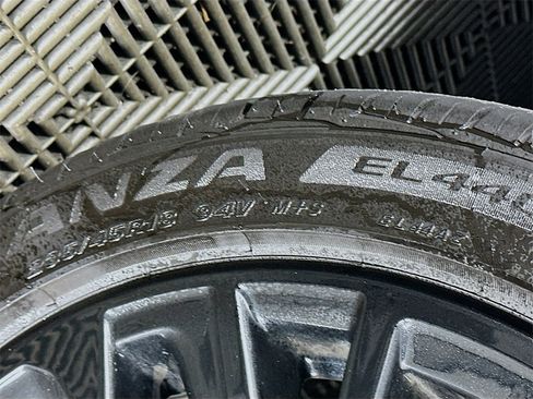 Used 2025 Toyota Camry SE image 32