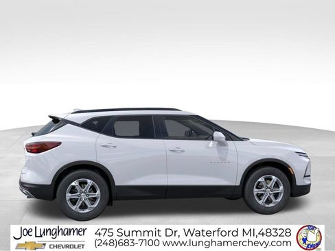 New 2026 Chevrolet Blazer LT w/ Convenience Package FWD image 6