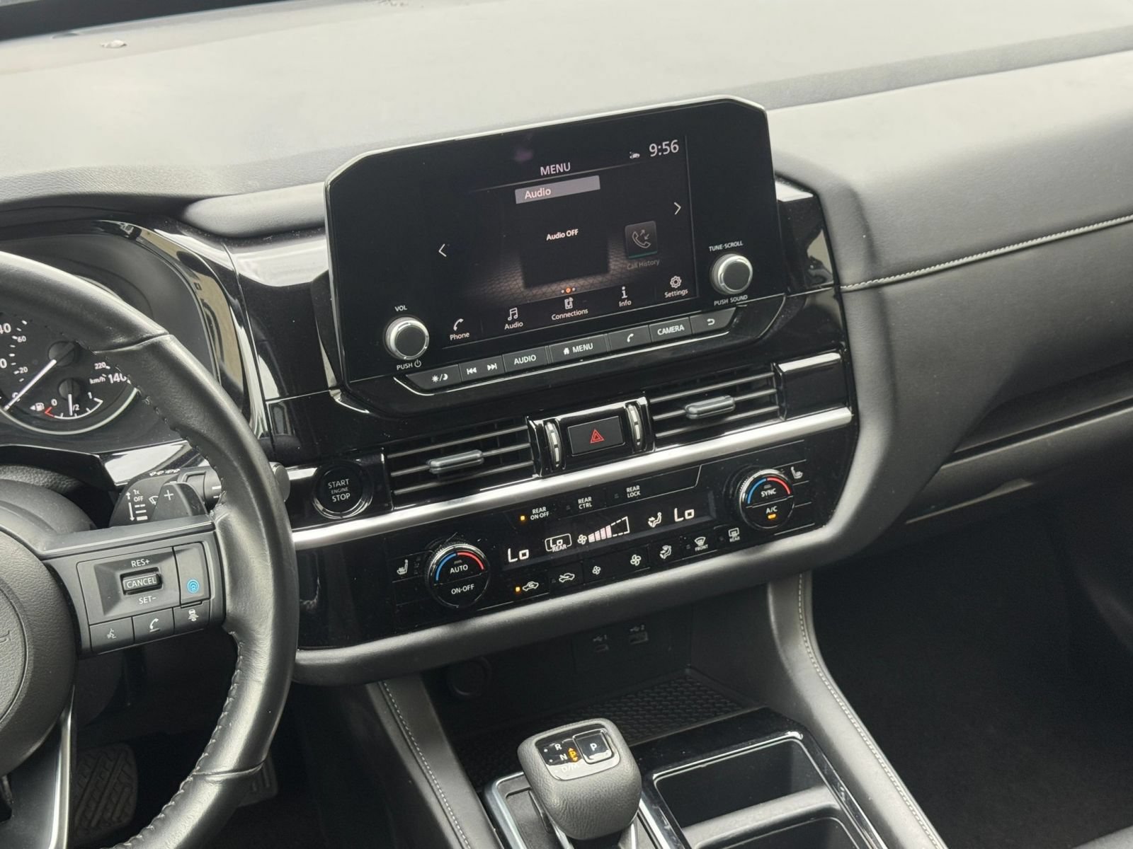Used 2025 Nissan Pathfinder SV AWD/4WD image 16