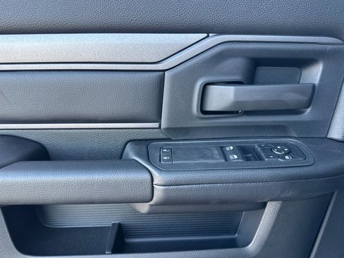 New 2026 RAM 5500 Tradesman w/ Chrome Appearance Group image 10